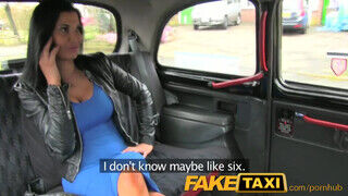 FakeTaxi - Biznisz women ebédszünete